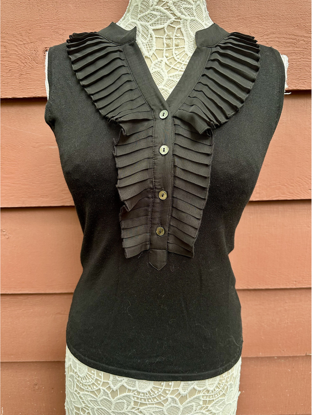 Cache Vintage Black Pleated Ruffle Sleeveless Blouse Y2K Minimalist